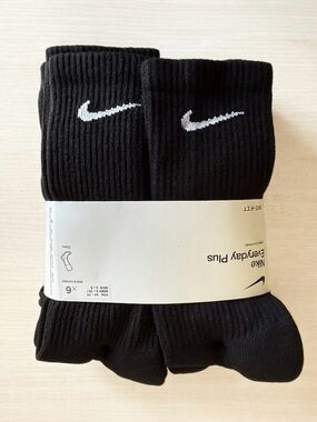 Nike Everyday Plus Cushioned Crew Socks Black 6 Pair Medium NWT